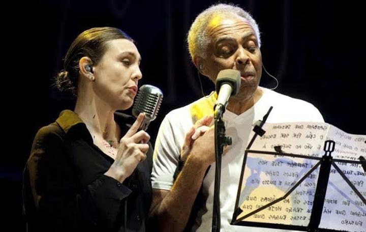 Adriana Calcanhotto faz Elogil a Gilberto Gil em forma de samba