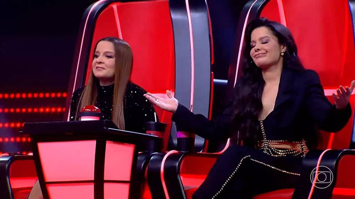 The Voice Kids: Maiara e Maraisa se frustram após apresentação de fã e botão não funcionar