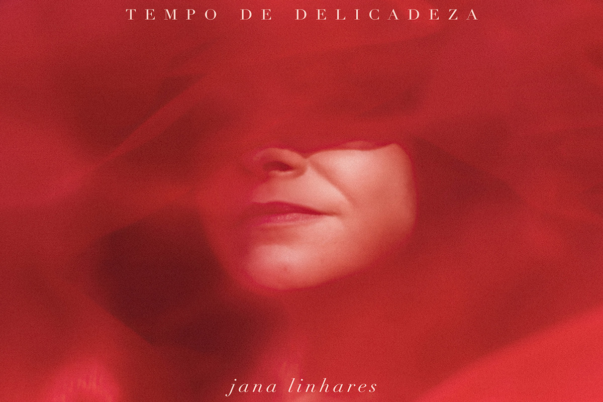 Álbum Tempo de Delicadeza, de Jana Linhares, traz Ney Matogrosso em uma das faixas